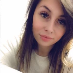 Meet your Posher, Amands